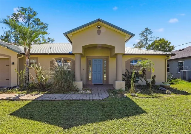 Photo 4 of Single family home for sale at 92 Robinson Dr, Palm Coast, FL 32164 | MLS# FC322181 | Listing updated on 2026-10-24