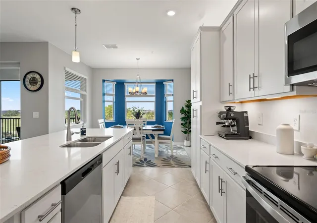 Photo 4 of Condo for sale at 12280 Wellen Golf St #402, Venice, FL 34293 | MLS# N6146231 | Listing updated on 2026-10-23