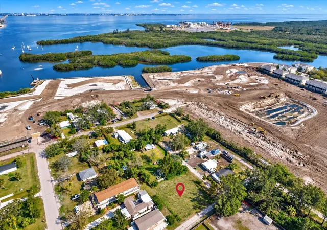 Photo 3 of Land for sale at 1111 N Monaco Dr Ne, Saint Petersburg, FL 33702 | MLS# TB8558943 | Listing updated on 2026-10-24