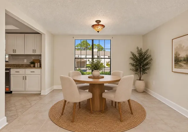 Listing Photo 5 - Condo for sale in building located at 2460 Heron Ter, Clearwater, FL 33762 - Unit #102E