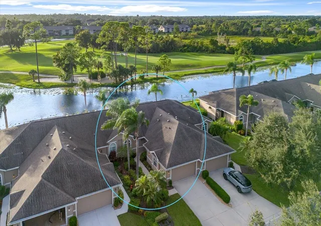 Photo 4 of House for sale at 5288 Mahogany Run Ave, Sarasota, FL 34241 | MLS# A4709917 | Listing updated on 2026-10-21