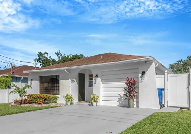 Photo 1 of Single family home for sale at 3017 W Heiter St, Tampa, FL 33607 | MLS# O6450584 | Listing updated on 2026-10-20