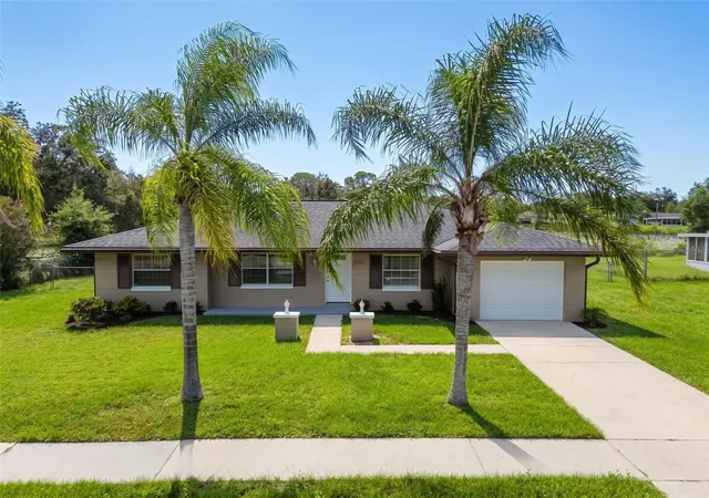 Single family home for sale at 2535 Delaware Rd, DELTONA, FL 32738 | MLS# O6450590