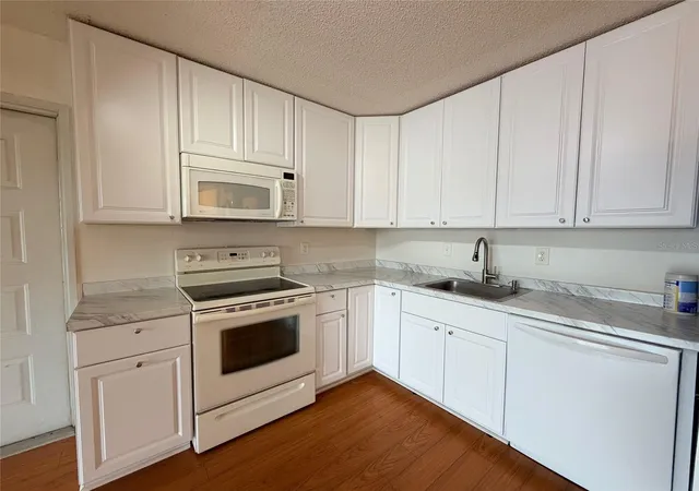 Photo 3 of Condo for sale at 8209 Sun Spring Cir #73, Orlando, FL 32825 | MLS# TB8558956 | Listing updated on 2026-10-20