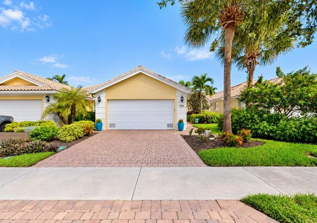 Photo 1 of Single family home for sale at 13478 Dimarco St, Venice, FL 34293 | MLS# N6146234 | Listing updated on 2026-10-26