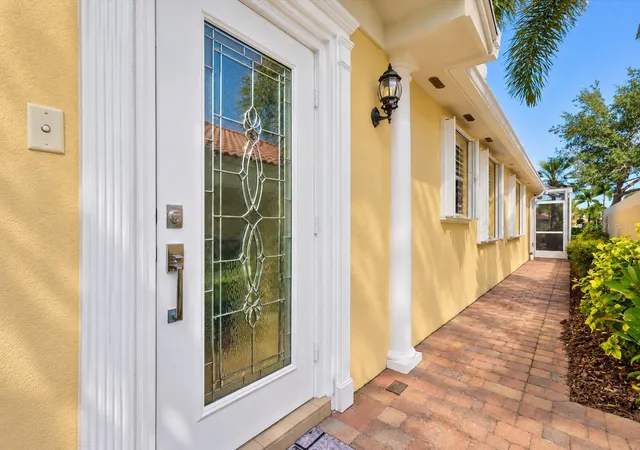 Photo 4 of House for sale at 13478 Dimarco St, Venice, FL 34293 | MLS# N6146234 | Listing updated on 2026-10-26