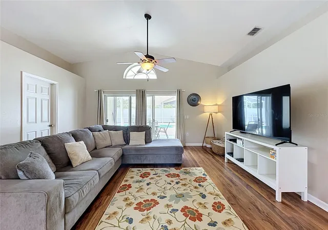 Photo 4 of Single family home for sale at 866 Knightsbridge Cir, Davenport, FL 33896 | MLS# S5159699 | Listing updated on 2026-10-28