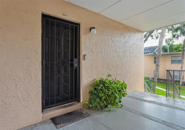 Photo 3 of Condo for sale at 4718 Christa Ct #314, Tampa, FL 33614 | MLS# TB8558972 | Listing updated on 2026-10-26