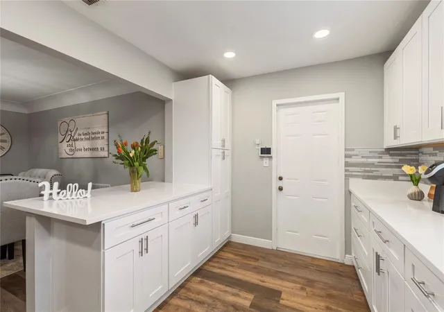 Photo 4 of Single family home for sale at 1832 69th Avenue S, Saint Petersburg, FL 33712 | MLS# TB8558978 | Listing updated on 2026-10-22