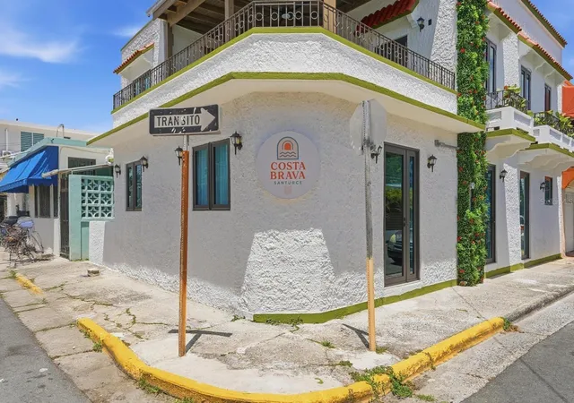 Photo 2 of House for sale at 2009 Corona, San Juan, PR 00911 | MLS# PR9125037 | Listing updated on 2026-10-19