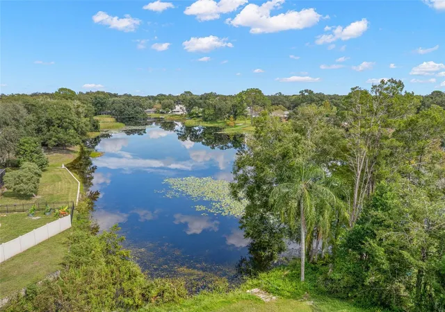 Photo 2 of Single family home for sale at 3013 Graham Ln, Tampa, FL 33618 | MLS# TB8558983 | Listing updated on 2026-10-29