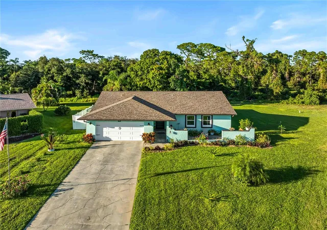 Photo 2 of Single family home for sale at 1319 Pinebrook Way Ct, Venice, FL 34285 | MLS# N6146238 | Listing updated on 2026-10-18