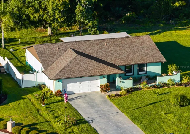Photo 4 of Single family home for sale at 1319 Pinebrook Way Ct, Venice, FL 34285 | MLS# N6146238 | Listing updated on 2026-10-18