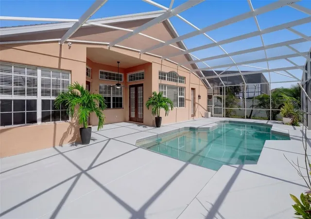 Photo 1 of Single family home for sale at 2102 Putter Pl, Kissimmee, FL 34746 | MLS# O6450617 | Listing updated on 2026-10-22