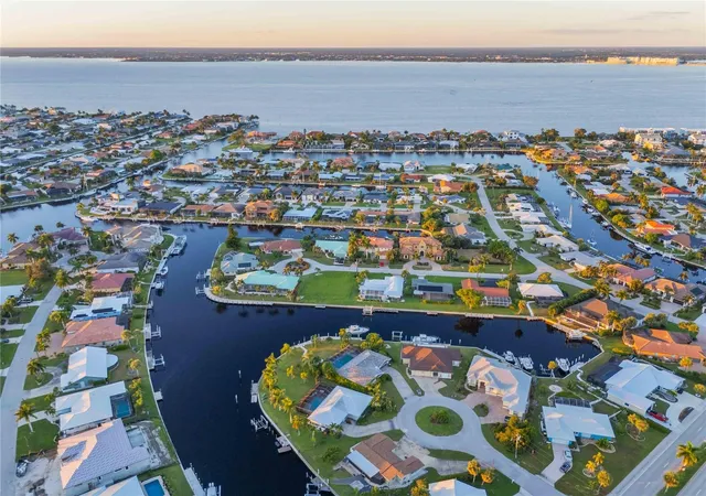 Photo 3 of Single family home for sale at 131 Casa Ln, Punta Gorda, FL 33950 | MLS# C7532144 | Listing updated on 2026-10-23