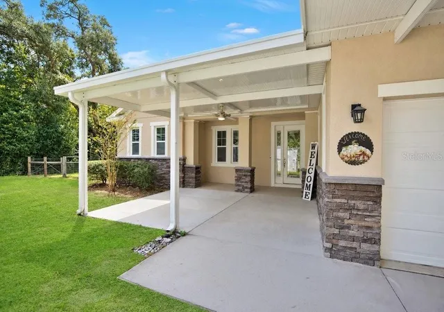 Photo 3 of Single family home for sale at 922 Volusia Timber Ct, Lake Helen, FL 32744 | MLS# V4951871 | Listing updated on 2026-10-20