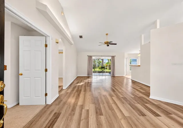 Photo 4 of Single family home for sale at 3875 SW 117th Avenue Rd, Ocala, FL 34481 | MLS# OM734192 | Listing updated on 2026-10-21