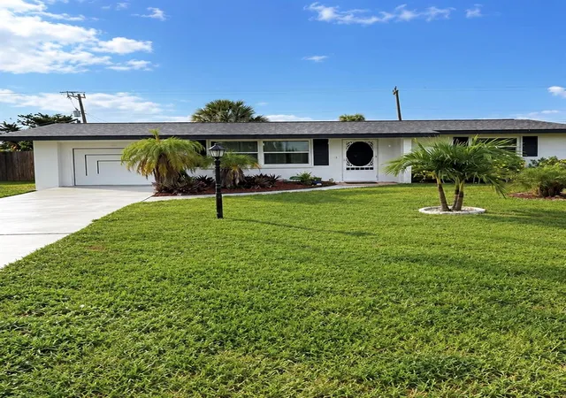 Photo 1 of Single family home for sale at 3159 Pinetree St, Port Charlotte, FL 33952 | MLS# W7890398 | Listing updated on 2026-10-17