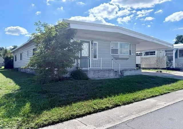 Photo 2 of Manufactured home for sale at 706 Elizabeth Ln, Lakeland, FL 33809 | MLS# L4965852 | Listing updated on 2026-10-17