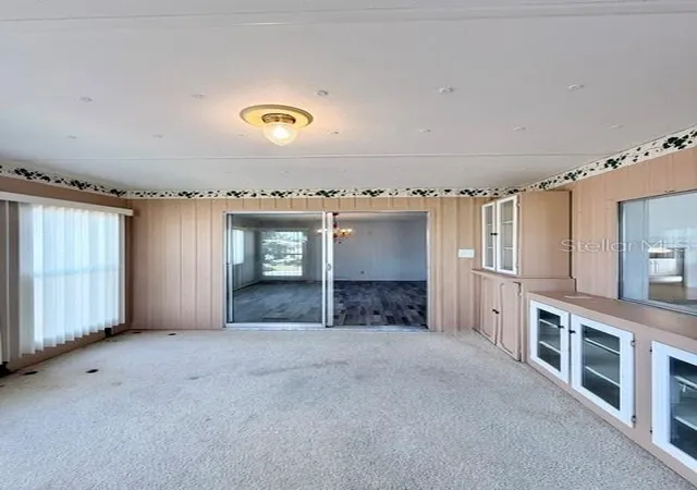 Photo 3 of Manufactured home for sale at 706 Elizabeth Ln, Lakeland, FL 33809 | MLS# L4965852 | Listing updated on 2026-10-17