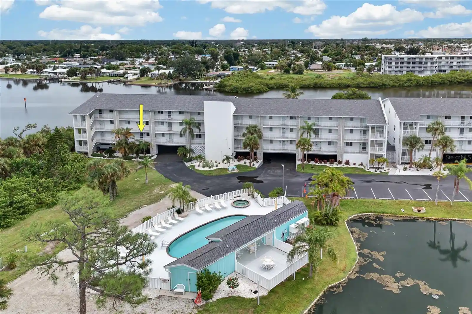 Listing Photo 2 - Condo for sale in 1401 S Mccall Rd located at 1401 S Mccall Rd, ENGLEWOOD, FL 34223 - Unit #102
