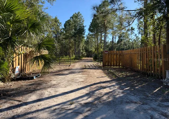Photo 3 of Manufactured home for sale at 8961 Freedom Rd, Mims, FL 32754 | MLS# O6450622 | Listing updated on 2026-10-20