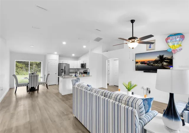 Photo 4 of Single family home for sale at 15501 SW 22nd Court Rd, Ocala, FL 34473 | MLS# G5119197 | Listing updated on 2026-10-17