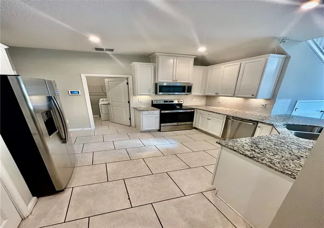 Photo 2 of Townhouse for sale at 2113 Laceflower Dr, Brandon, FL 33510 | MLS# A4709927 | Listing updated on 2026-10-22