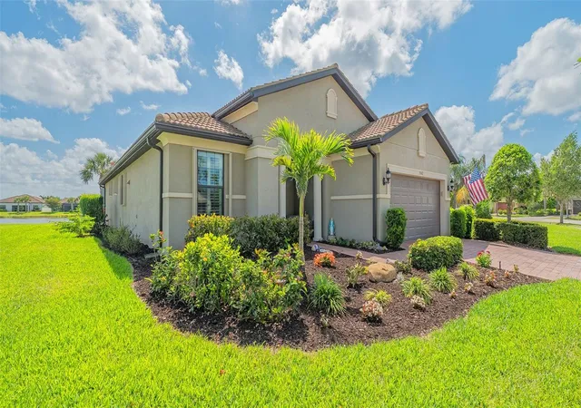 Photo 2 of Single family home for sale at 5562 Rain Lily Ct, Sarasota, FL 34238 | MLS# A4709930 | Listing updated on 2026-10-26