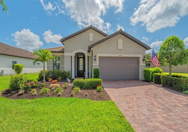 Photo 3 of Single family home for sale at 5562 Rain Lily Ct, Sarasota, FL 34238 | MLS# A4709930 | Listing updated on 2026-10-26