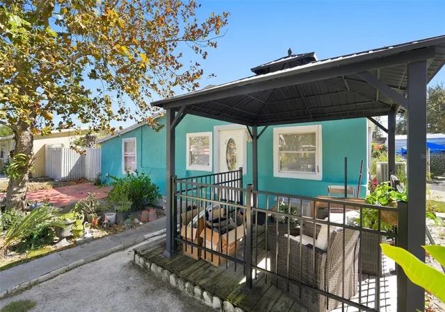 Photo 1 of Single family home for sale at 6820 Larmon St, Tampa, FL 33634 | MLS# TB8559008 | Listing updated on 2026-10-27
