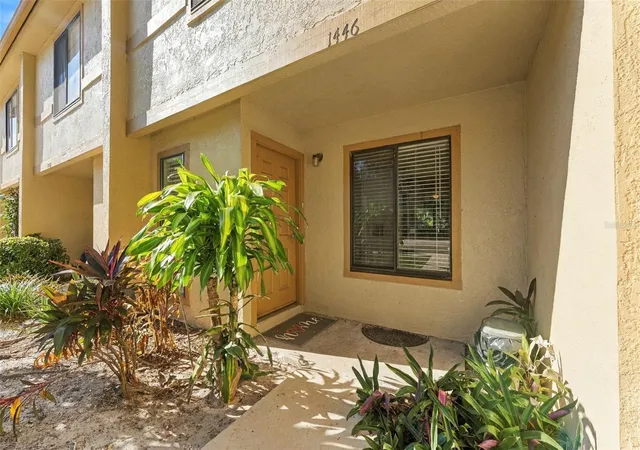 Photo 3 of Single family home for sale at 1446 Highland Ridge Cir, Brandon, FL 33510 | MLS# TB8559010 | Listing updated on 2026-10-22