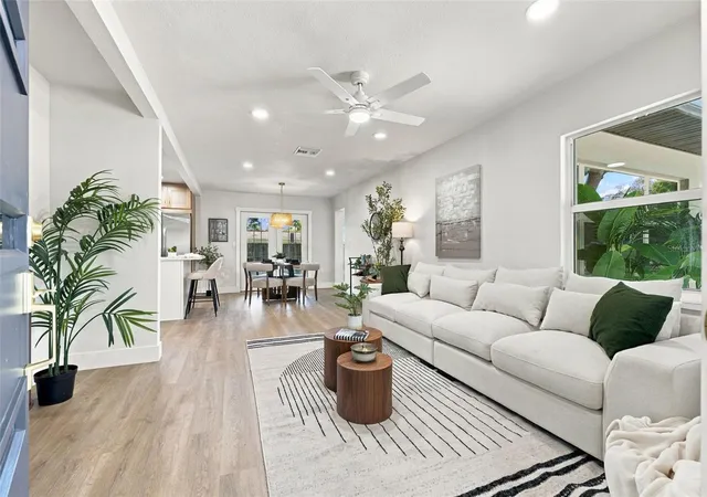 Photo 4 of Single family home for sale at 4506 S Cameron Ave, Tampa, FL 33611 | MLS# TB8559017 | Listing updated on 2026-10-20