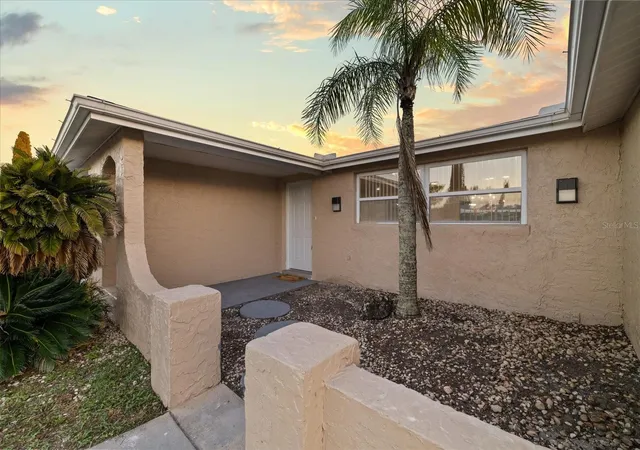 Photo 4 of Single family home for sale at 7204 Westcott Dr, Port Richey, FL 34668 | MLS# TB8559019 | Listing updated on 2026-10-17