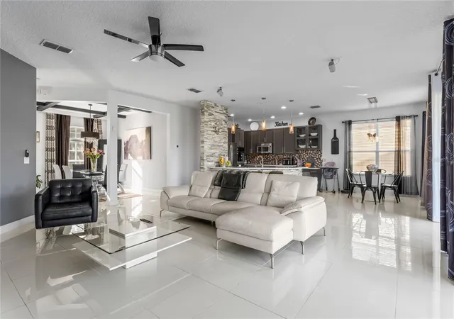 Photo 3 of Single family home for sale at 5975 Winchester Isle Rd, Orlando, FL 32829 | MLS# O6450633 | Listing updated on 2026-10-20