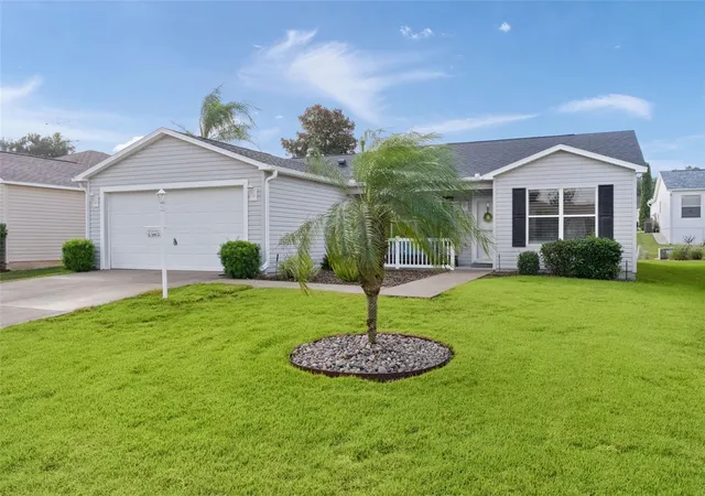 Photo 2 of Single family home for sale at 280 Knoll Pl, The Villages, FL 32162 | MLS# G5119203 | Listing updated on 2026-10-28