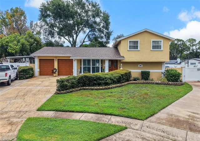 Photo 1 of Single family home for sale at 8344 Fountain Ave, Tampa, FL 33615 | MLS# TB8559033 | Listing updated on 2026-10-20