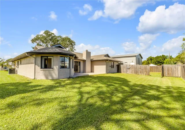 Photo 2 of Sale Pending at 2729 Queen Palm Dr, Edgewater, FL 32141 | MLS# NS1089519 | Listing updated on 2026-10-20