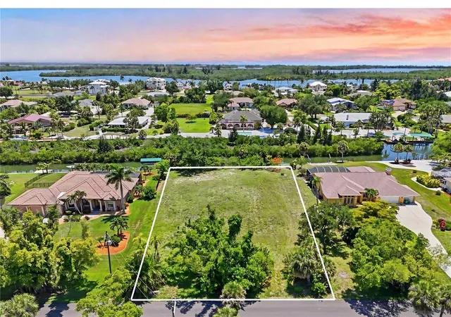 Photo 1 of Land for sale at 305 Spaniards Rd, Placida, FL 33946 | MLS# GC544229 | Listing updated on 2026-10-18