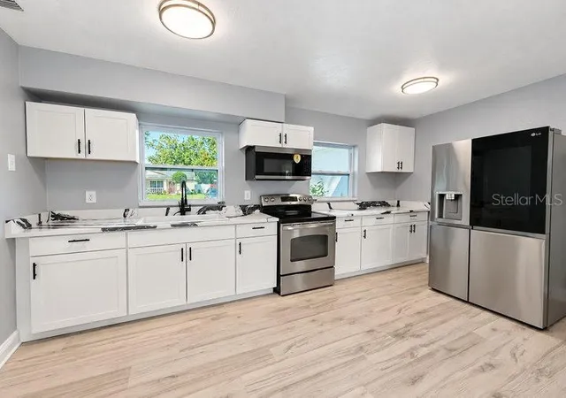 Photo 1 of Single family home for sale at 1112 W Hiawatha St, Tampa, FL 33604 | MLS# TB8559047 | Listing updated on 2026-10-18