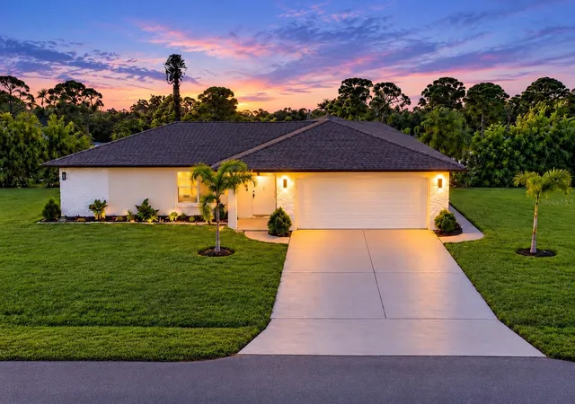 Photo 1 of Single family home for sale at 1461 Royal Rd, Venice, FL 34293 | MLS# A4709941 | Listing updated on 2026-10-24