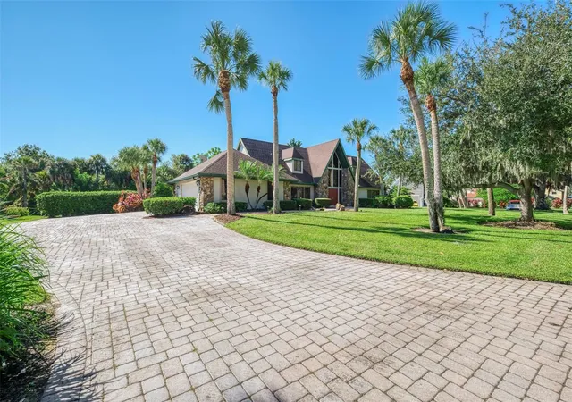 Photo 3 of Single family home for sale at 3656 Beneva Oaks Blvd, Sarasota, FL 34238 | MLS# A4709942 | Listing updated on 2026-10-30
