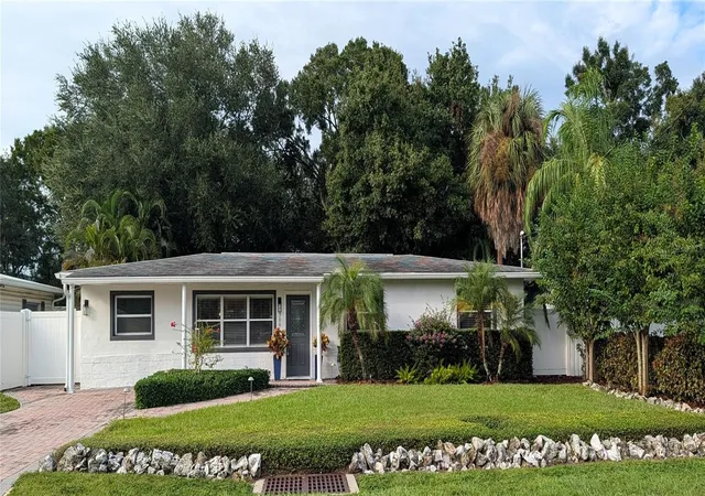 Photo 1 of Single family home for sale at 3005 W Marlin Ave, Tampa, FL 33611 | MLS# TB8559055 | Listing updated on 2026-10-20