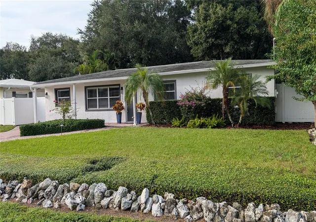 Single family home for sale at 3005 W Marlin Ave, TAMPA, FL 33611 | MLS# TB8559055