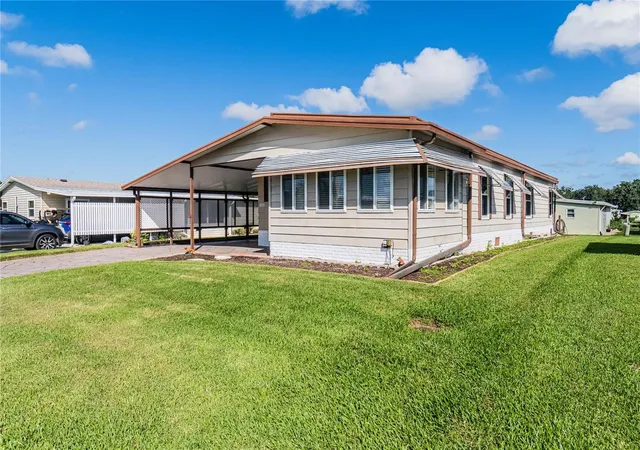 Photo 1 of Manufactured home for sale at 1725 Quail Hl Dr, Lakeland, FL 33810 | MLS# L4965854 | Listing updated on 2026-10-24