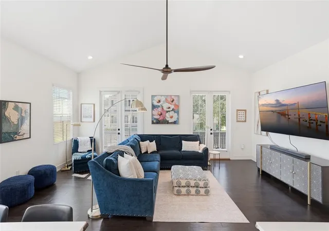 Photo 3 of Townhouse for sale at 1208 5th Street S, Saint Petersburg, FL 33701 | MLS# TB8559065 | Listing updated on 2026-10-22