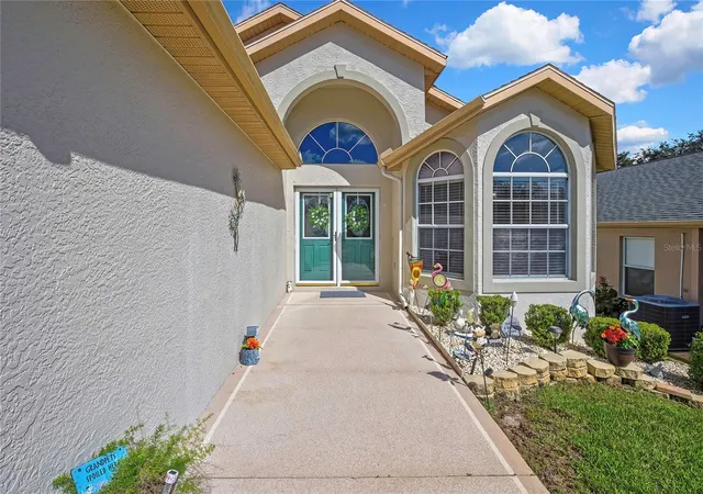 Photo 2 of Single family home for sale at 284 Quane Ave, Spring Hill, FL 34609 | MLS# TB8559067 | Listing updated on 2026-10-20