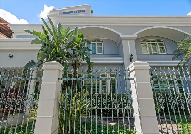 Photo 2 of Single family home for sale at 1204 Avenida Magdalena, San Juan, PR 00907 | MLS# PR9125048 | Listing updated on 2026-10-18
