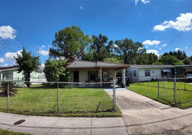 Photo 1 of Single family home for sale at 5905 Brookgreen Ave, Orlando, FL 32809 | MLS# S5159729 | Listing updated on 2026-10-20