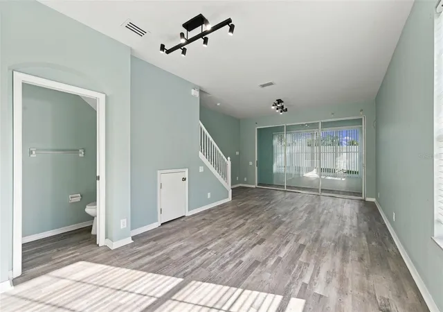 Photo 3 of Townhouse for sale at 2555 Newbern Dr, Clearwater, FL 33761 | MLS# TB8559106 | Listing updated on 2026-10-22